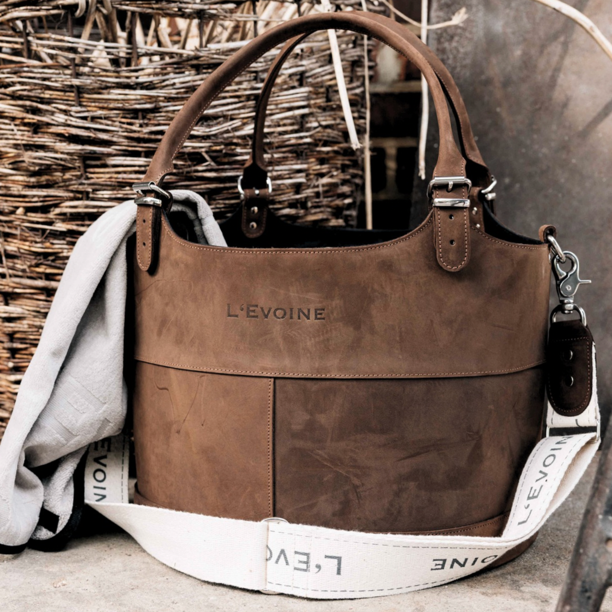 L'Evoine Pflegetasche Le Baquet espresso braun